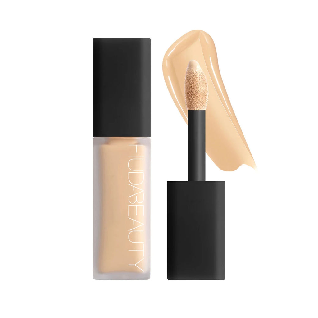 Huda Beauty Luminous Matte Eye Anticerne longue tenue