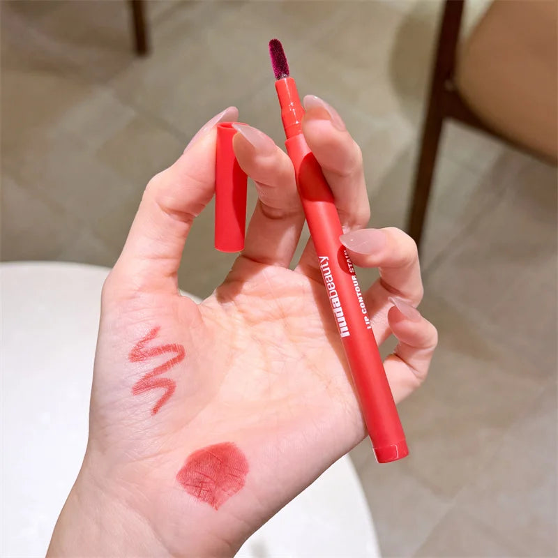 Feutre contour des lèvres sans transfert longue tenue Huda Beauty